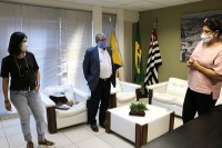 Com a intervenção de Dr. Luis Pereira, revistas não sairão de circulação 2