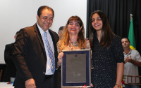 Entrega da Medalha 14 de Abril a Neto Junqueira surpreendeu os presentes 07