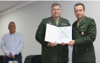 Dr Luis Pereira e demais vereadores participaram da solenidade de extinção das atividades da 7ª Delegacia da Junta de Serviço Militar 3