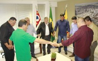 Dr. Luis Pereira recebe comitiva de Pastores de Catanduva 02