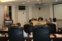 A convite de Dr. Luis Pereira, Dr. Sinval Malheiros participa da 128ª Sessão Ordinária para esclarecer sobre o Coronavírus (COVID-19)3