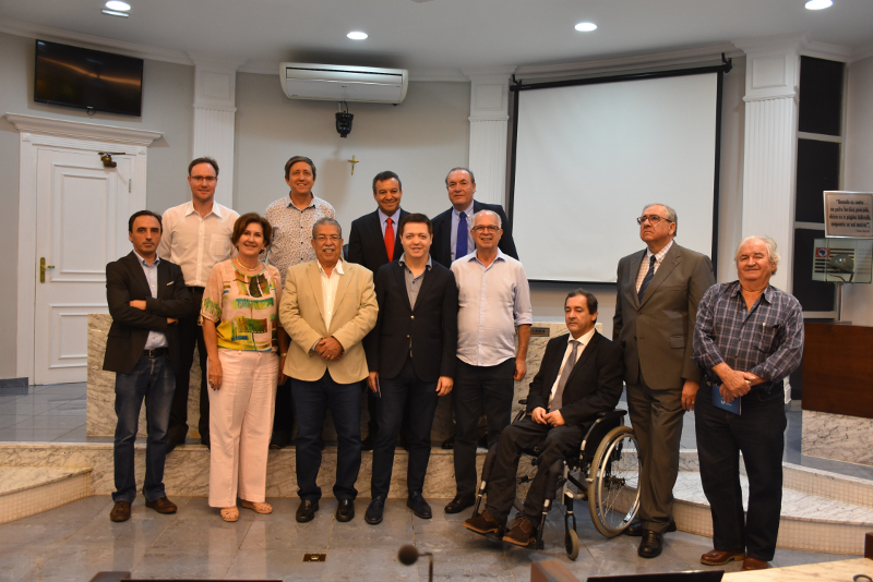 Câmara de Vereadores recebe Comitiva de Celorico de Basto de Portugal