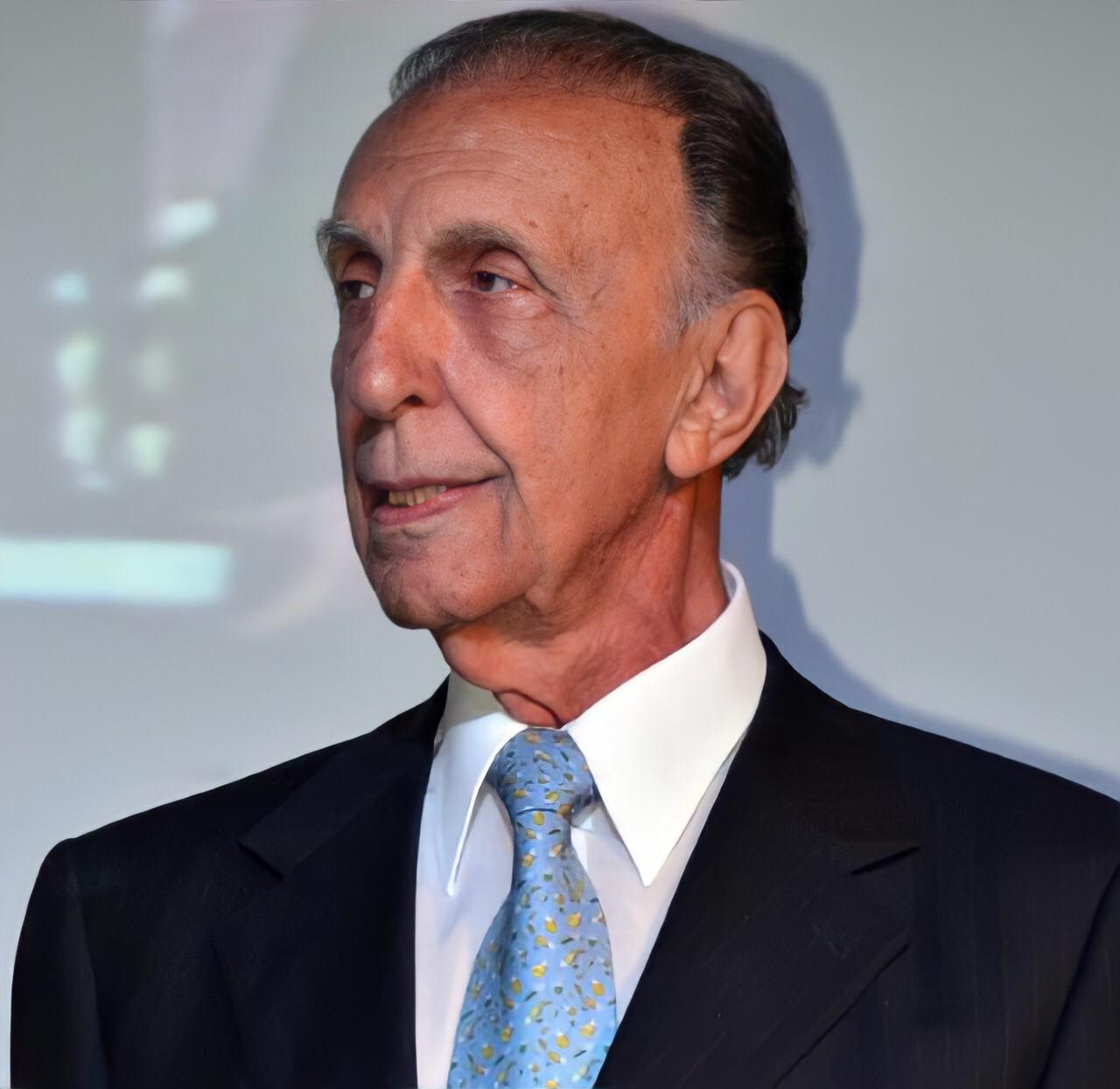Câmara destina Moção de Aplausos ao Sr. Antônio Celidônio Ruette