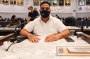 Carlos Alexandre Gordo indica revitalização de área de lazer no bairro Anuar Pacha