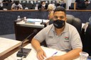 CARLOS ALEXANDRE GORDO REQUER MUTIRÃO DE LIMPEZA NAS PRAÇAS