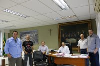 Chefe do Legislativo encaminha processo de renovação e atualização do acervo de leis