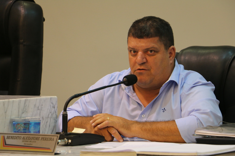 Ditinho Muleta questiona informações sobre as demandas de exames de mamografia  