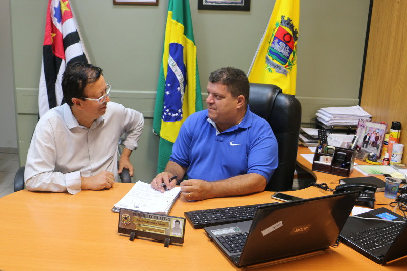 Ditinho Muleta recebe visita do Deputado Federal Dr. Sinval Malheiros, nesta sexta-feira (03/08)