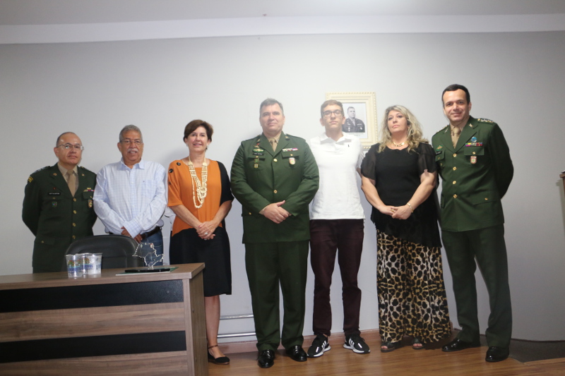 Dr. Luis Pereira e demais vereadores participaram da solenidade de extinção das atividades da 7ª Delegacia da Junta de Serviço Militar
