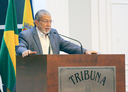 DR. LUÍS PEREIRA INDICA PINTURA E RECONSTRUÇÃO DE SARJETA EM ALGUMAS RUAS DA CIDADE