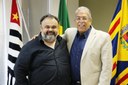 Dr. Luis Pereira recebe visita do jornalista Arthur Godoy
