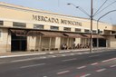 Dr. Luis Pereira reivindica troca dos toldos do Mercado Municipal