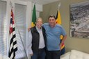 Dr. Luis Pereira promulga lei que proíbe uso de canudos plásticos em Catanduva  