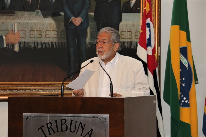 Dr. Luis Pereira solicita a revitalização do  Mercado Municipal de Catanduva.