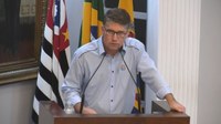 GLEISON BEGALLI CONSTATA TEMPO DE ATÉ 5 ANOS PARA CRIANÇA FAZER RESSONÂNCIA NO AME
