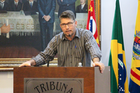 GLEISON BEGALLI FAZ MOÇÃO DE CONGRATULAÇÕES AOS EMPRESÁRIOS RAFAEL E LÍVIA PELA INAUGURAÇÃO DA CLÍNICA FOR KIDS