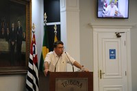 GLEISON BEGALLI REQUER SOLUÇÃO PARA ÁGUAS EMPOSSADAS, MATO E SUJEIRA