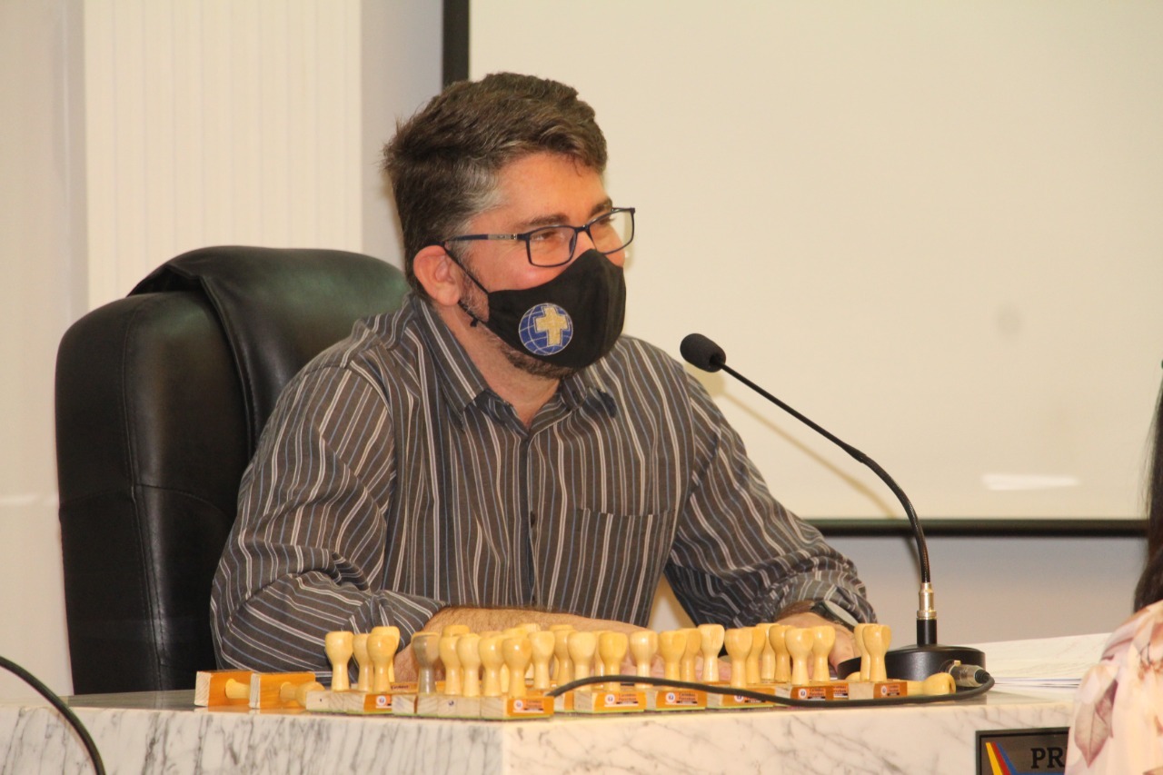 Gleison Begalli solicita asfaltamento para Polo Comercial e Industrial 
