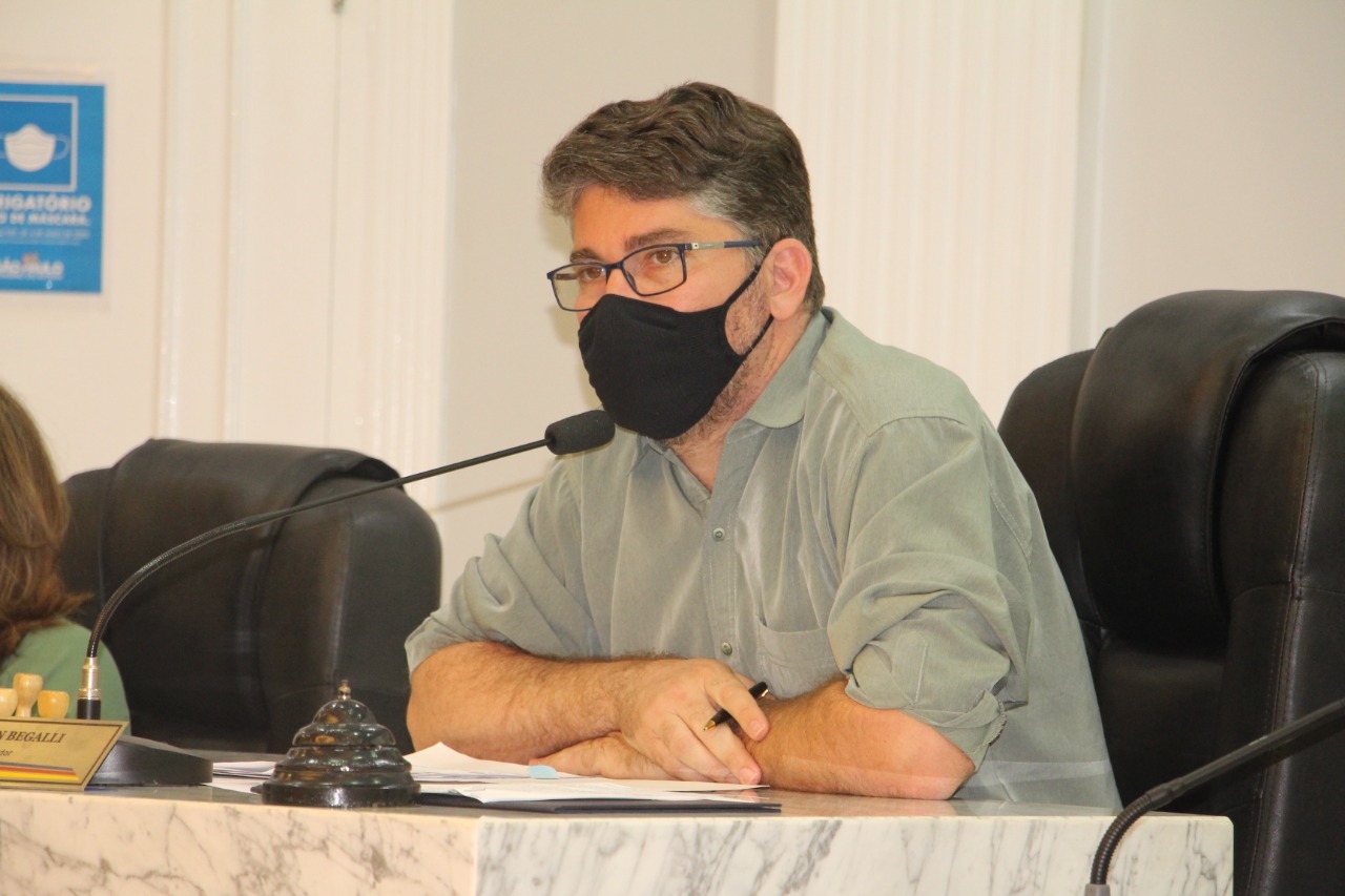 GLEISON BEGALLI SOLICITA MELHORIAS NA ILUMINAÇÃO DO VIADUTO CASTELO BRANCO