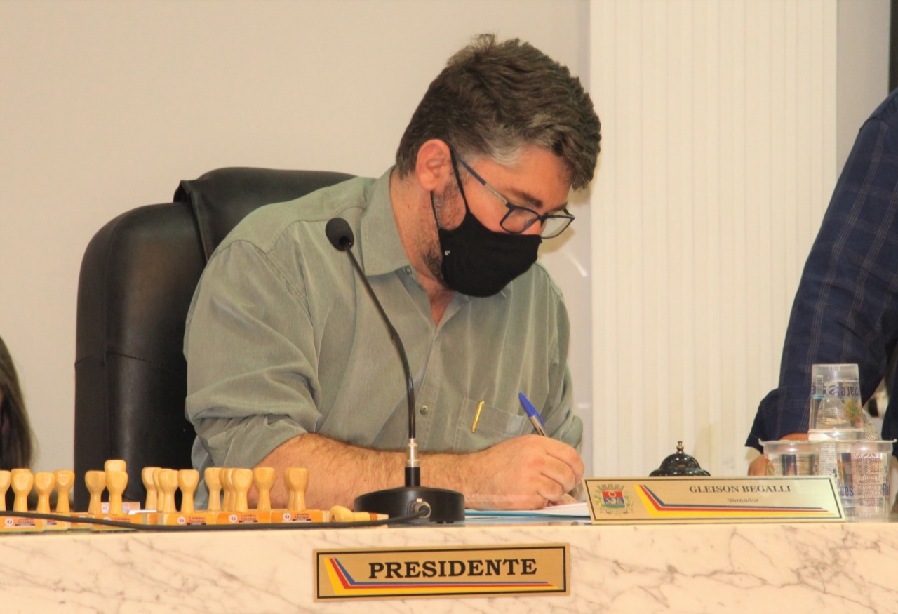 Gleison Begalli solicita rotatória para maior segurança no Residencial Lunardelli