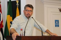GLEISON BEGALLI SOLICITA URGÊNCIA EM RECAPE NO BAIRRO PEDRO BORGONOVI