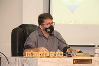 GLEISON SOLICITA SINALIZAÇÃO CORRETA NA AVENIDA ANTÔNIO GIROL