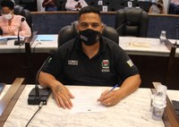 Gordo do Restaurante alerta sobre o roubo de tampas de bueiro