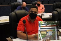 GORDO DO RESTAURANTE REQUER MELHORIAS PARA O GINÁSIO DE ESPORTES NO JARDIM GAVIOLLI