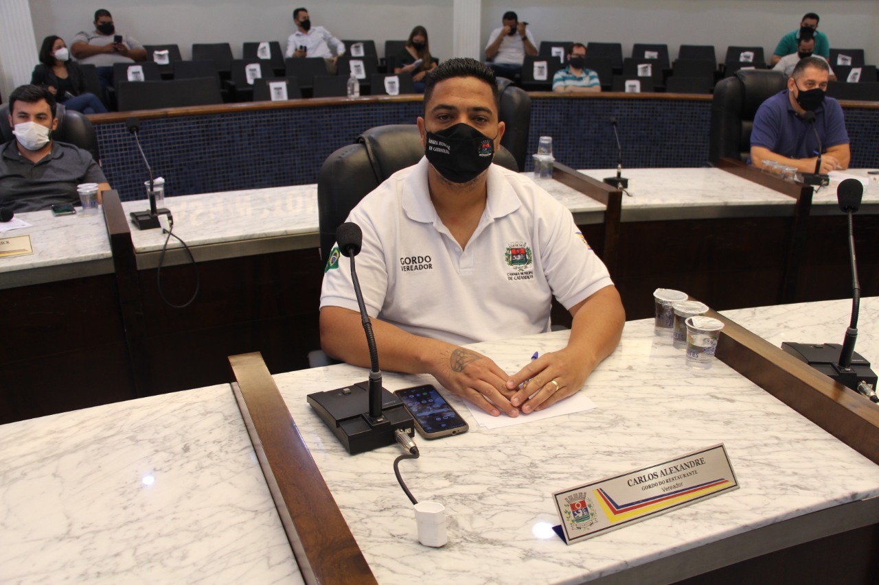 GORDO DO RESTAURANTE SOLICITA AÇÃO DO MUNICÍPIO PARA LIMPEZA DE VOLUMOSOS