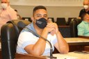 GORDO SOLICITA ESTUDOS PARA IDENTIFICAR O MOTIVO DE ASFALTO ESTAR ‘AFUNDANDO’ NA RUA MINAS GERAIS