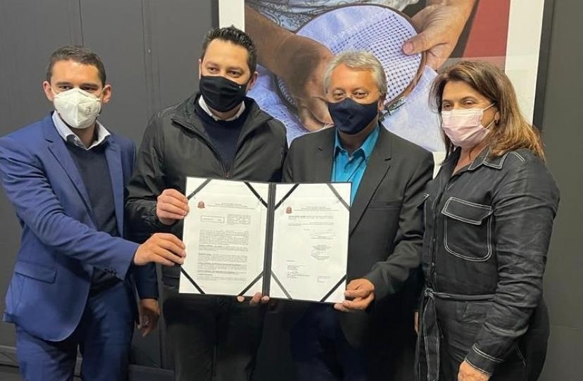 Ivânia Soldati e o prefeito Padre Osvaldo cumprem agenda em São Paulo. Catanduva ganha o projeto Casa da Juventude