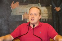 Julinho solicita policiamento em diversos pontos da cidade