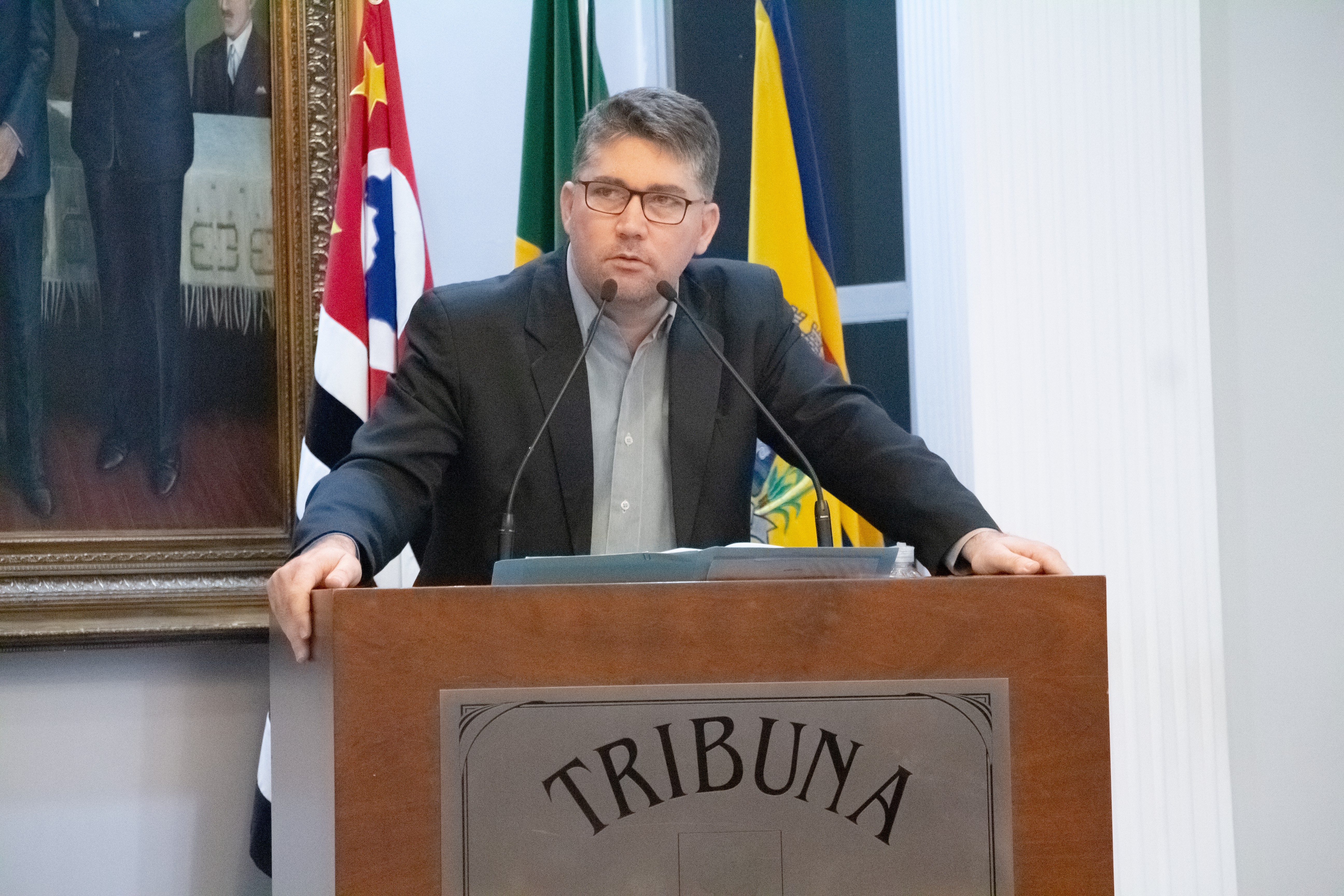 LEI DE GLEISON BEGALLI SOBRE CRIAÇÃO DE PROGRAMA DE MUSICOTERAPIA COMO TRATAMENTO ALTERNATIVO PARA TEA É SANCIONADA