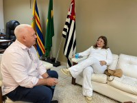 Marquinhos Ferreira recebe a deputada estadual Beth Sahão em seu gabinete