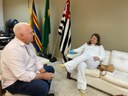 Marquinhos Ferreira recebe a deputada estadual Beth Sahão em seu gabinete