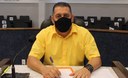 Mauricio Gouvea busca soluções para rua sem pavimentação no Bairro Jardim Alvorada