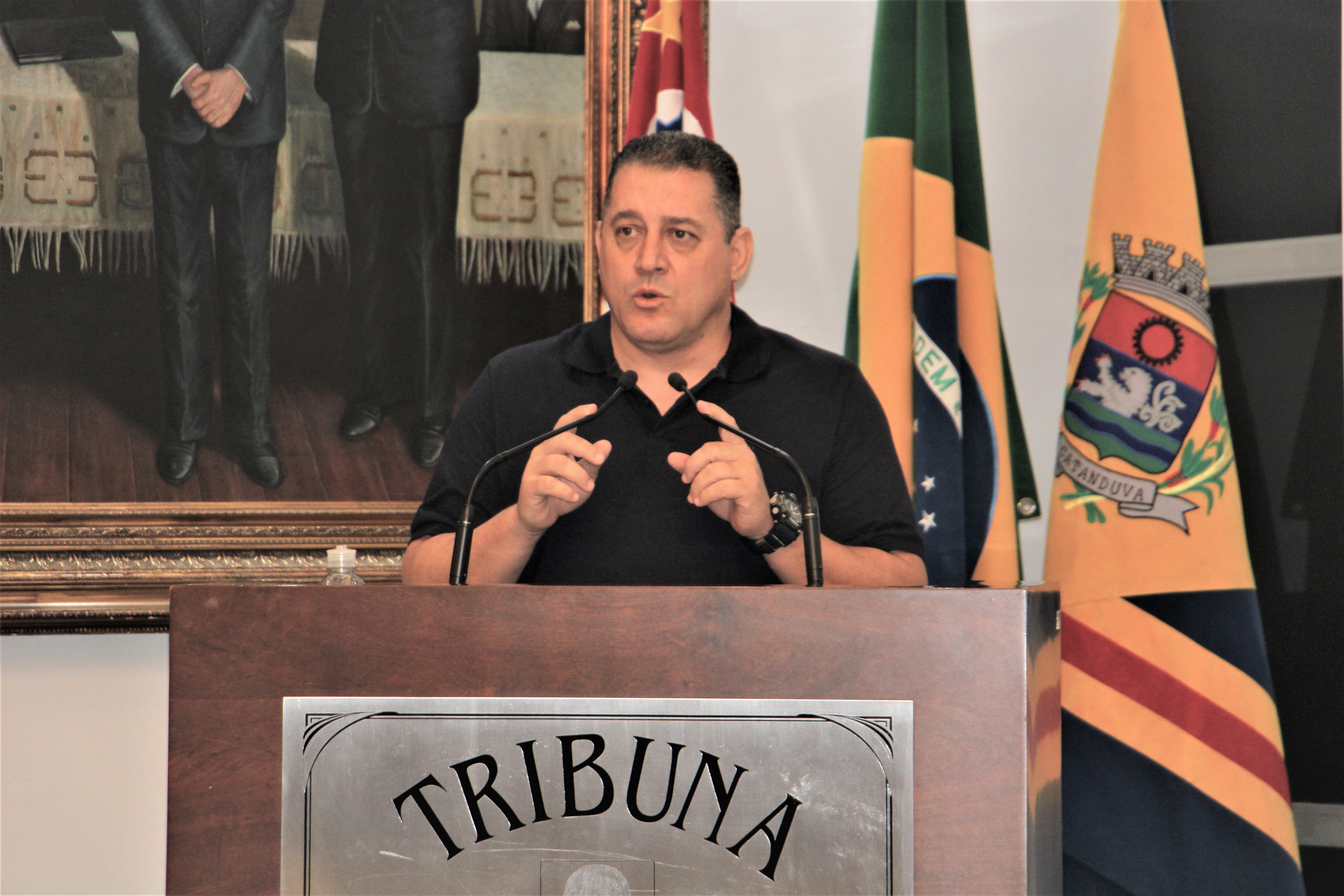 MAURICIO GOUVEA REQUER VALORES INVESTIDOS NA MANUTENÇÃO DA FROTA VEICULAR DA PREFEITURA 