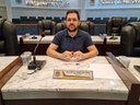 MAURÍCIO RIVA INDICA REPAROS A SEREM FEITOS NA PRAÇA DA CATEDRAL