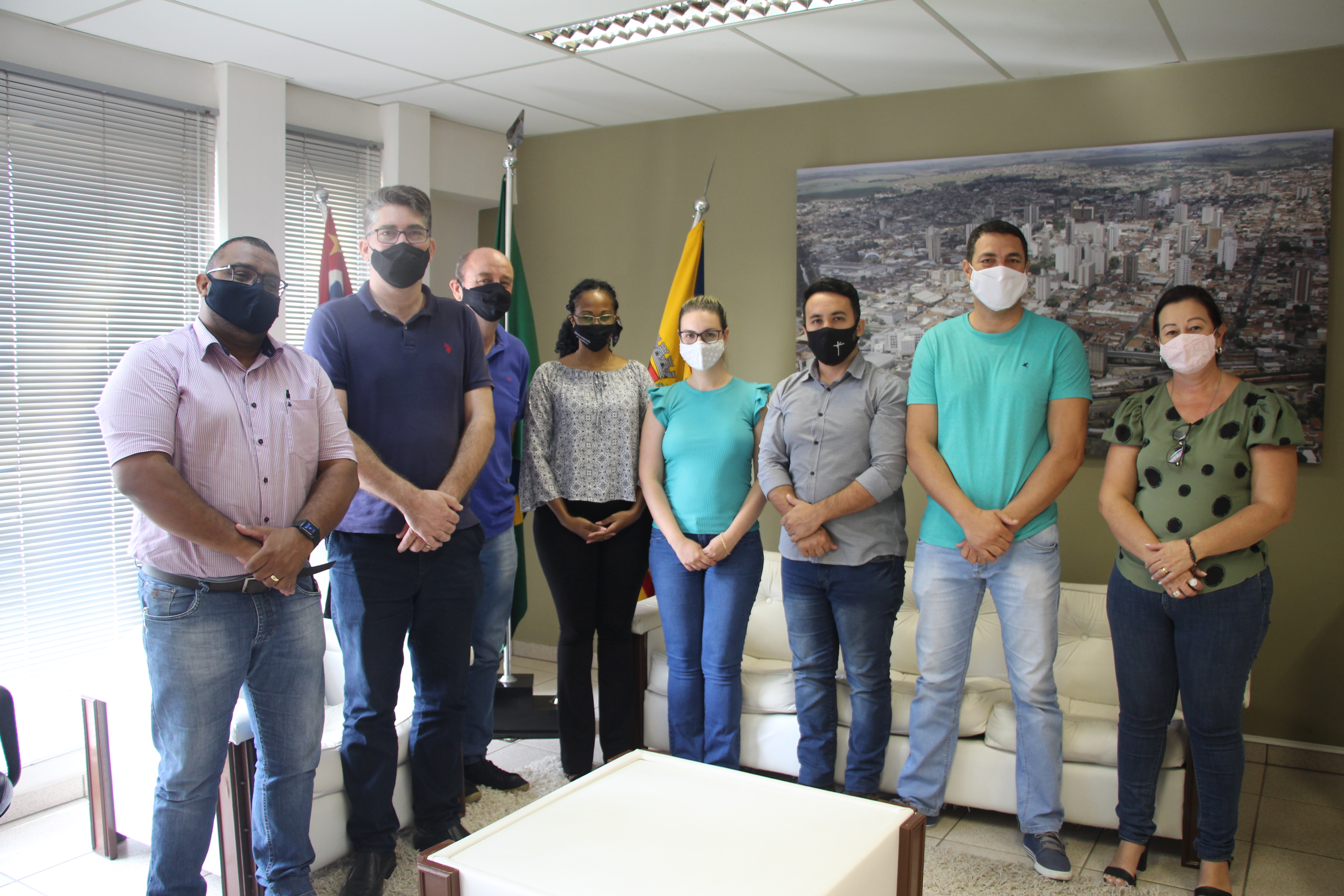 Meio Ambiente e Legislativo se reúnem para discutir projeto