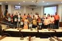 MEMBROS DA ASSOCIAÇÃO ALIMENTAÇÃO FORTE RECEBEM MOÇÃO DE APLAUSOS DO VEREADOR MAURICIO GOUVEA EM SESSÃO