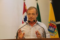 Onofre Baraldi volta a solicitar recolocação do ponto de ônibus da Rua Manaus  