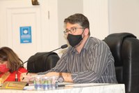 PARQUE DOS IPÊS NECESSITA DE ILUMINAÇÃO E GLEISON BEGALLI FAZ SOLICITAÇÃO À PREFEITURA