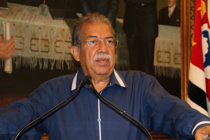 Pereira comemora aprovação do uso da “Pílula do Câncer” 