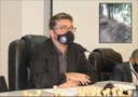 POR SOLICITAÇÃO DE GLEISON BEGALLI SECRETARIA DE MEIO AMBIENTE FAZ LIMPEZA DO JARDIM DOS COQUEIROS