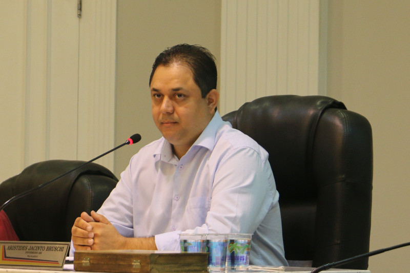 Projeto de Lei Complementar autoriza Prefeito Municipal a aplicar o superávit da SAEC em obras, serviços e pagamentos 