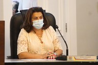 Projeto de Lei da vereadora Ivânia disciplina apreensão de animais em Catanduva