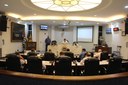 SESSÃO COM HOMENAGENS E PAUTA CHEIA TEM 21 PROJETOS APROVADOS EM PRIMEIRA E SEGUNDA DISCUSSÃO
