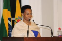 TAISE BRAZ REQUER INFORMAÇÕES SOBRE TREINAMENTO DE PROFISSIONAIS ADMINISTRATIVOS DA SAÚDE