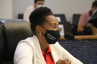 Taise questiona aplicação do protocolo de tratamento precoce à Covid-19 no município