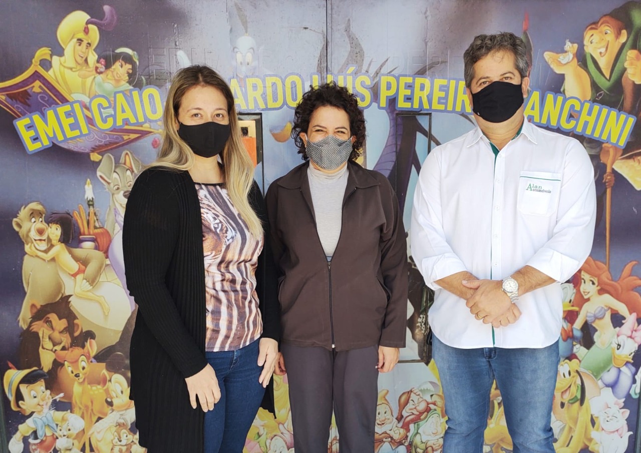 Vereador Alan Automóveis visita EMEI do Jardim Alpino